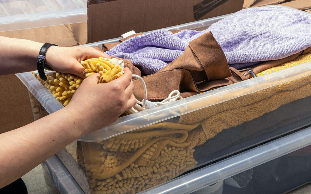 how to store summer clothes